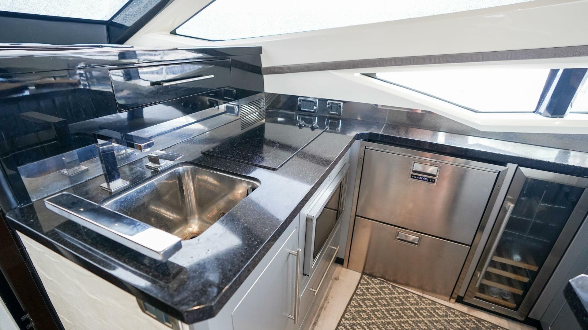 2009 Marquis 500 Sport Bridge — photo 15