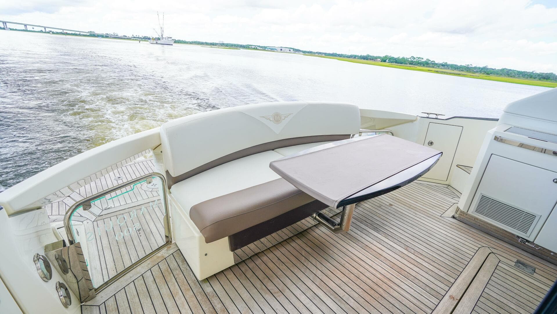 2009 Marquis 500 Sport Bridge — photo 8