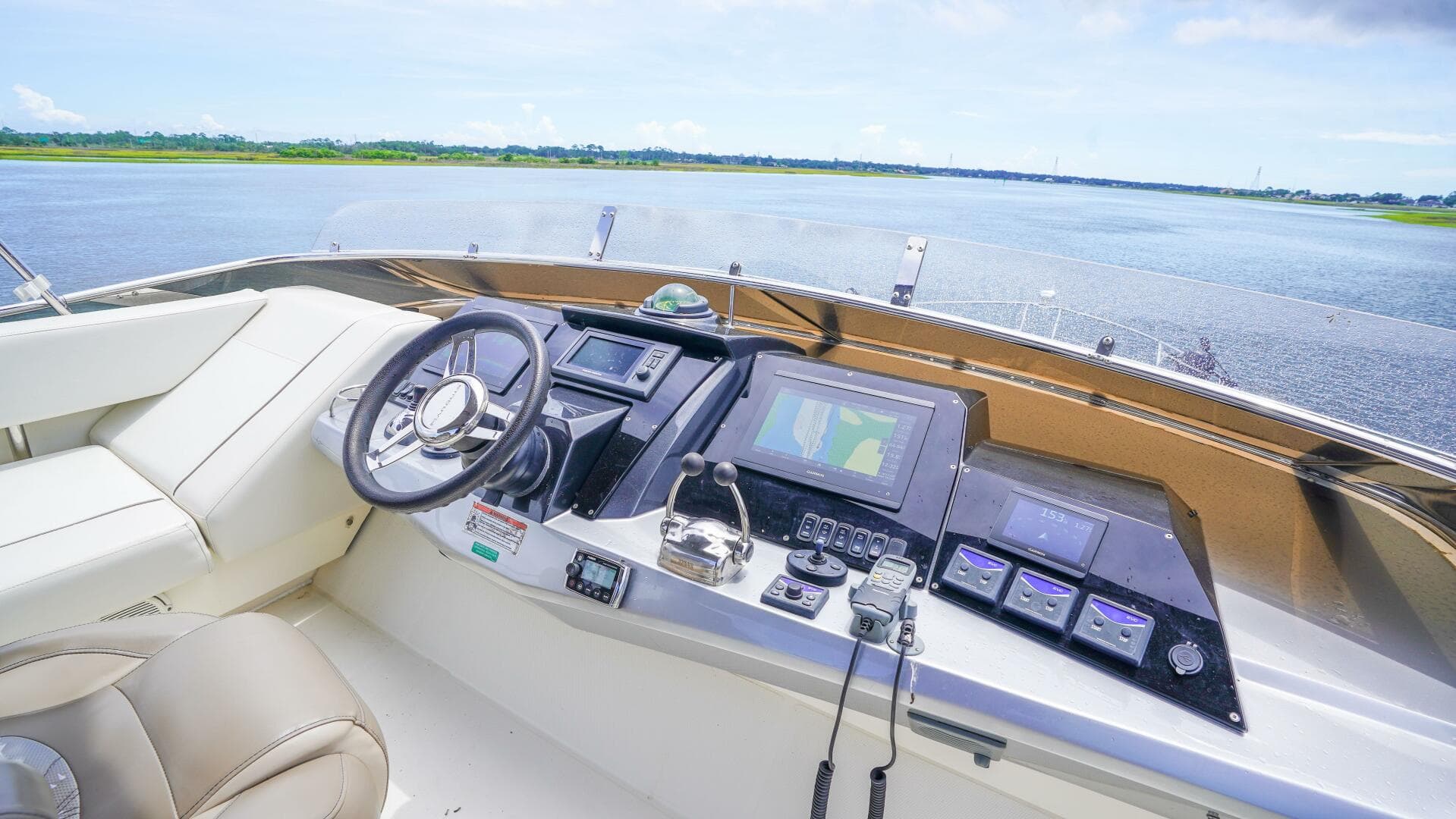 2009 Marquis 500 Sport Bridge — photo 28