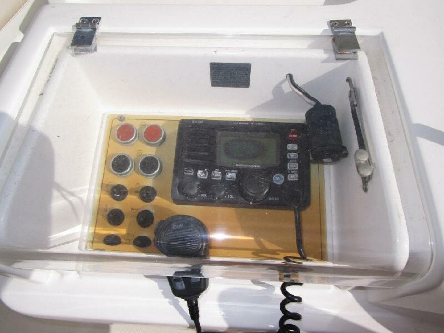 2003 Ferretti Yachts 590 — photo 47