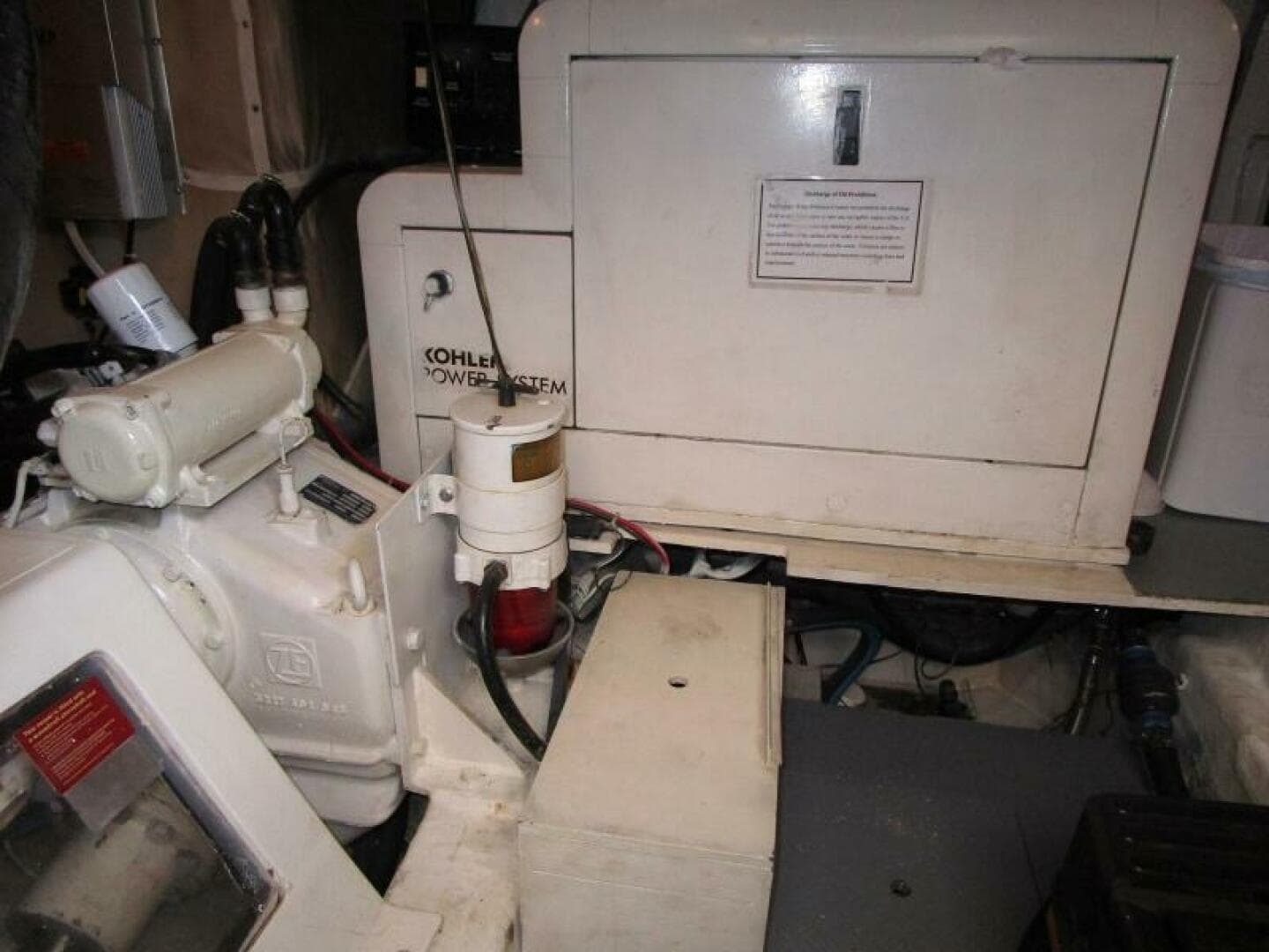 2003 Ferretti Yachts 590 — photo 53