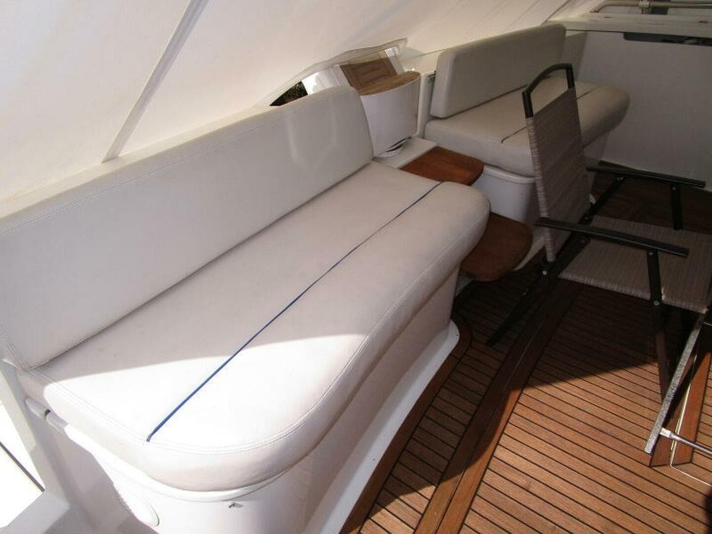 2003 Ferretti Yachts 590 — photo 36