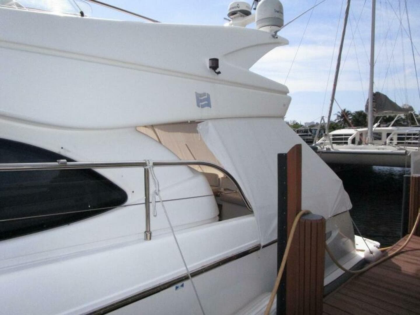 2003 Ferretti Yachts 590 — photo 32