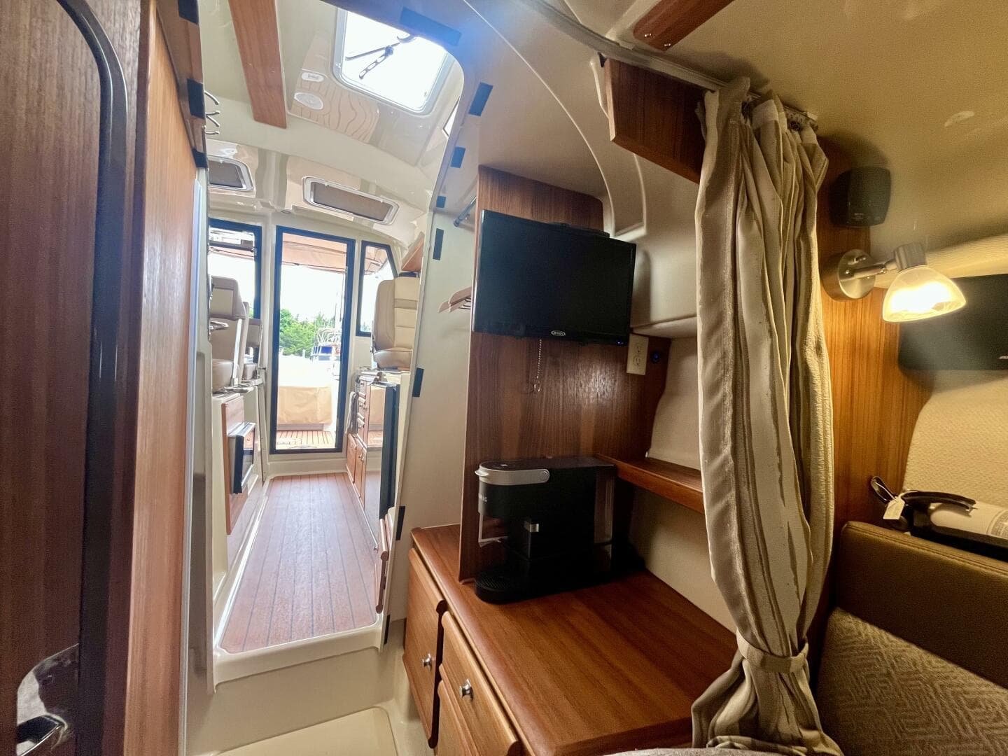 2023 Ranger Tugs R-27 — photo 111