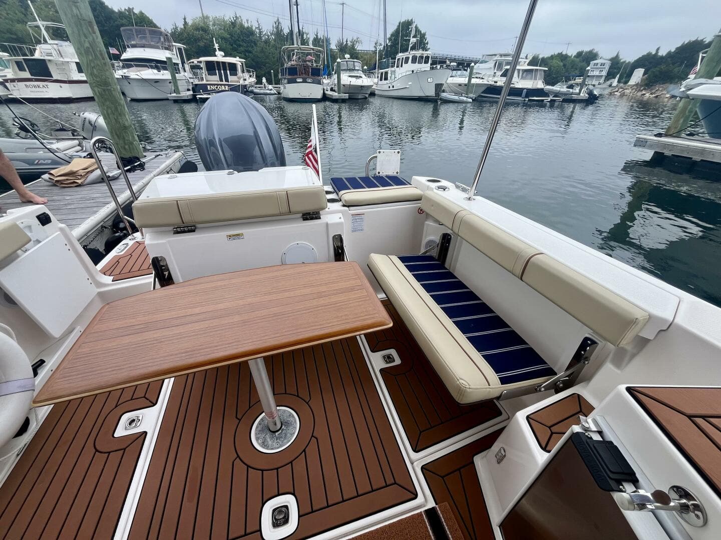 2023 Ranger Tugs R-27 — photo 32