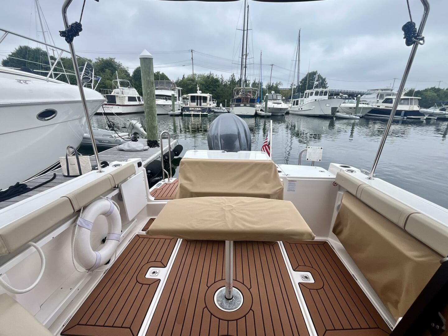 2023 Ranger Tugs R-27 — photo 26