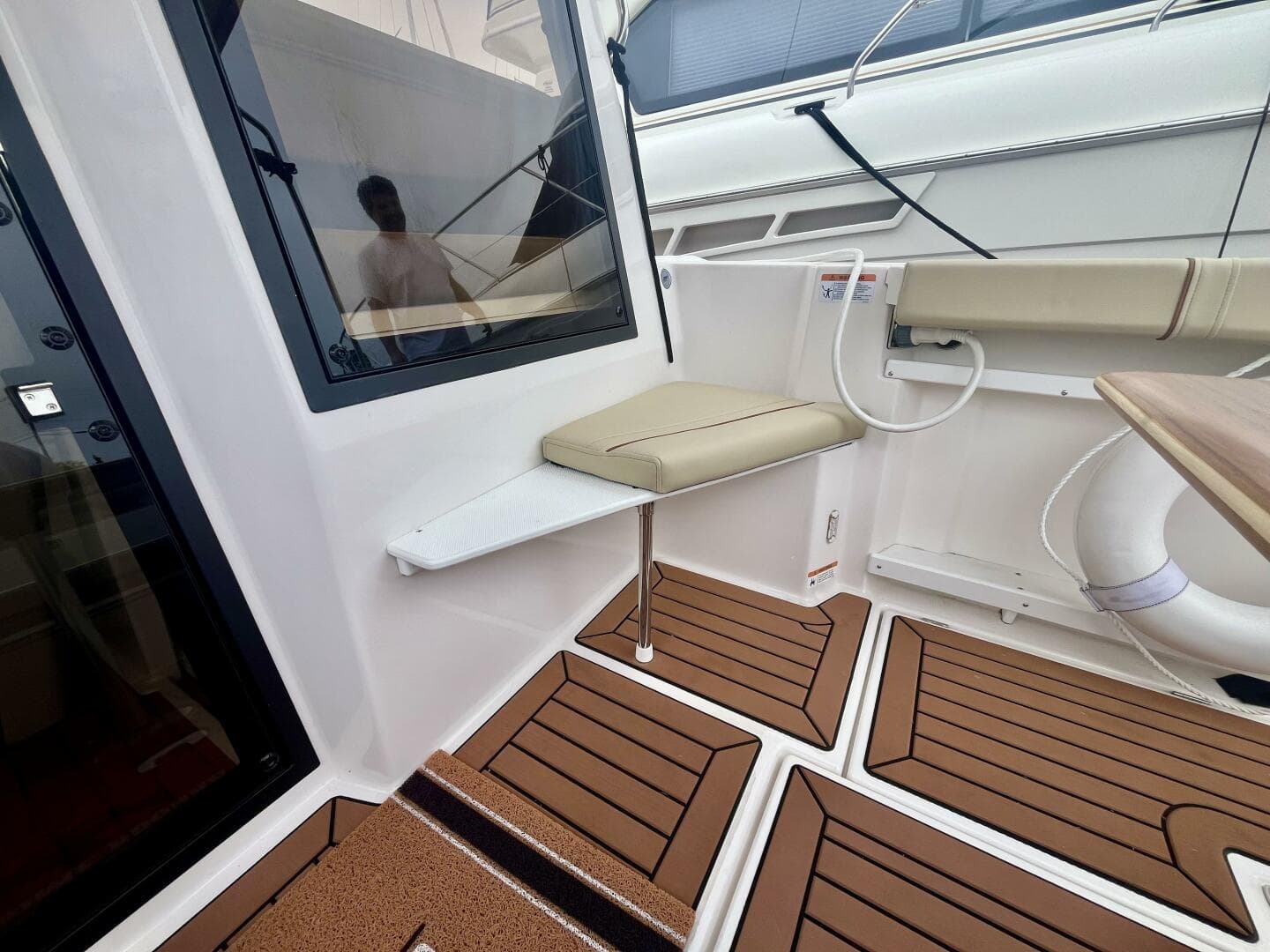 2023 Ranger Tugs R-27 — photo 35