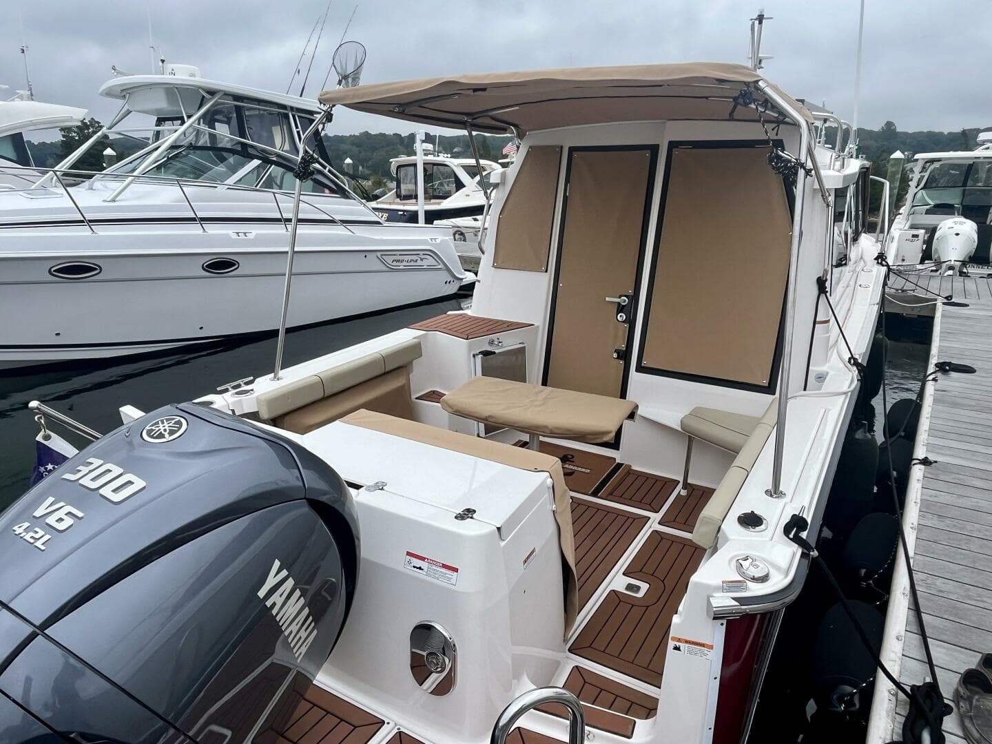 2023 Ranger Tugs R-27 — photo 19