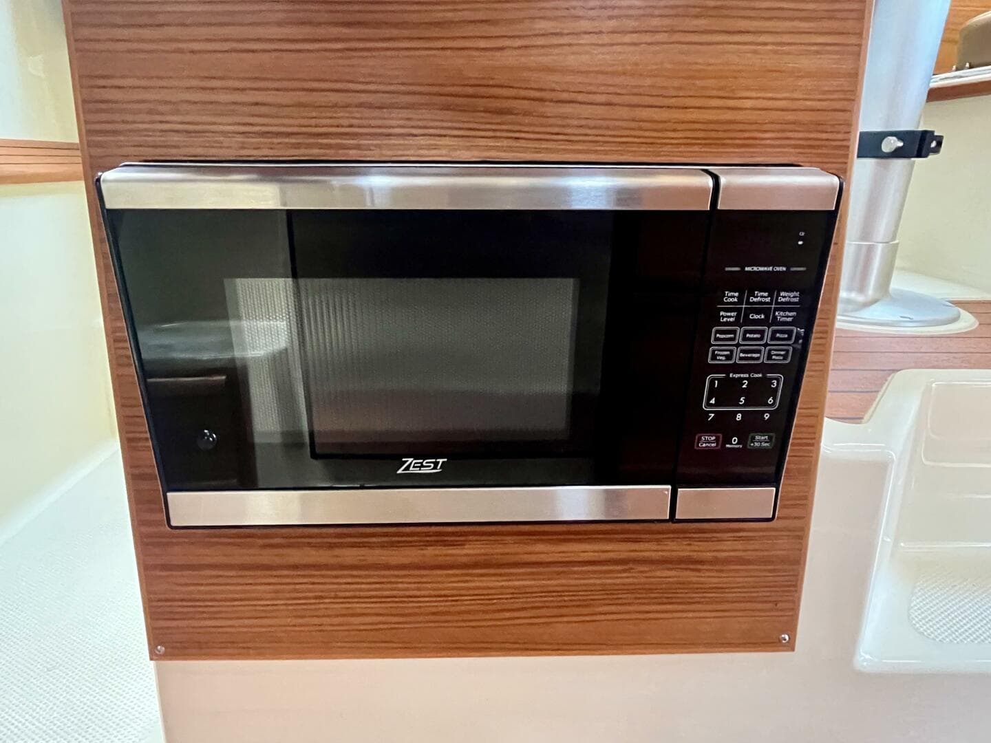 2023 Ranger Tugs R-27 — photo 143