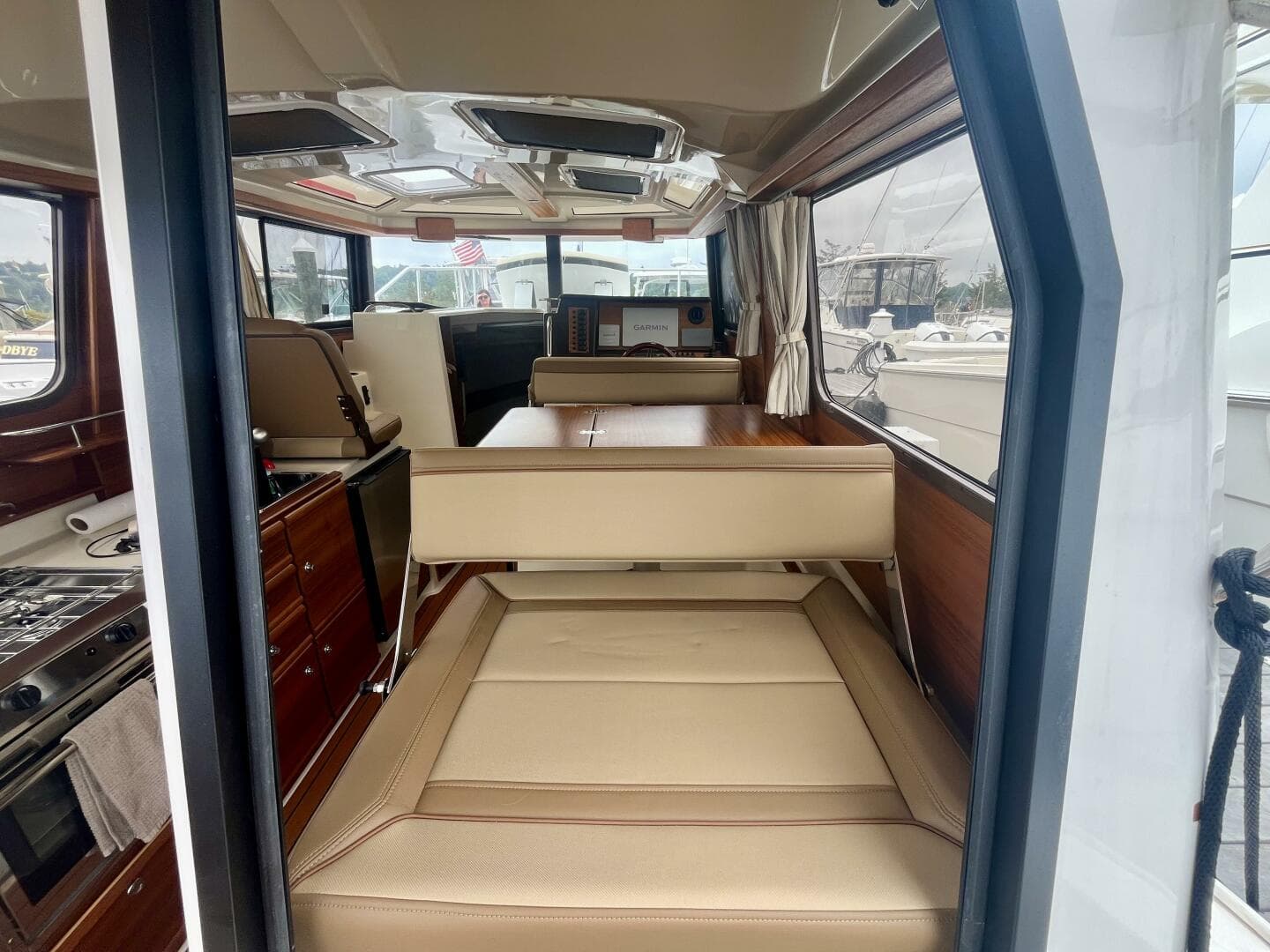 2023 Ranger Tugs R-27 — photo 87