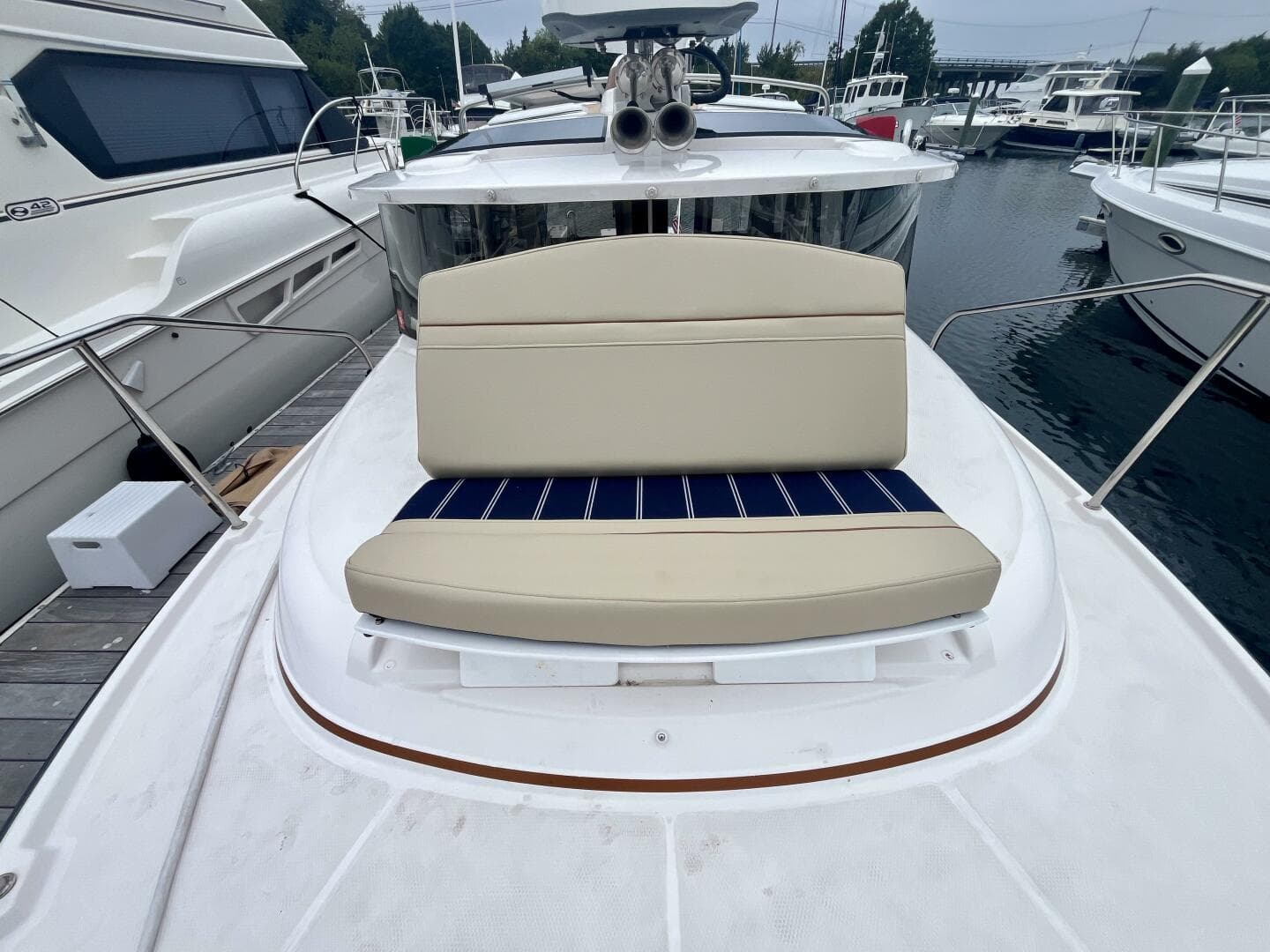 2023 Ranger Tugs R-27 — photo 48