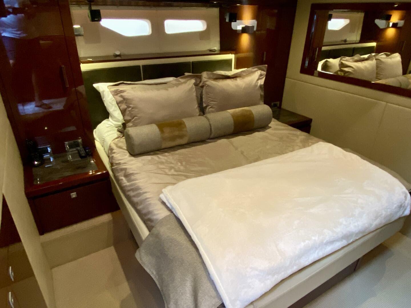 2015 Sea Ray 510 Sundancer — photo 3