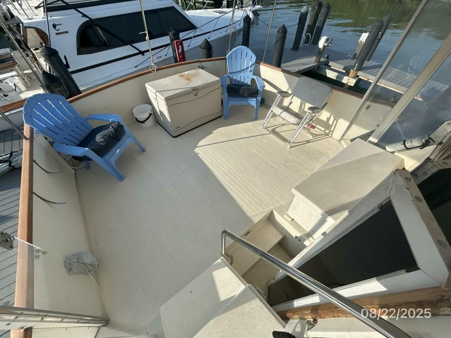 1984 Viking 44 — photo 25