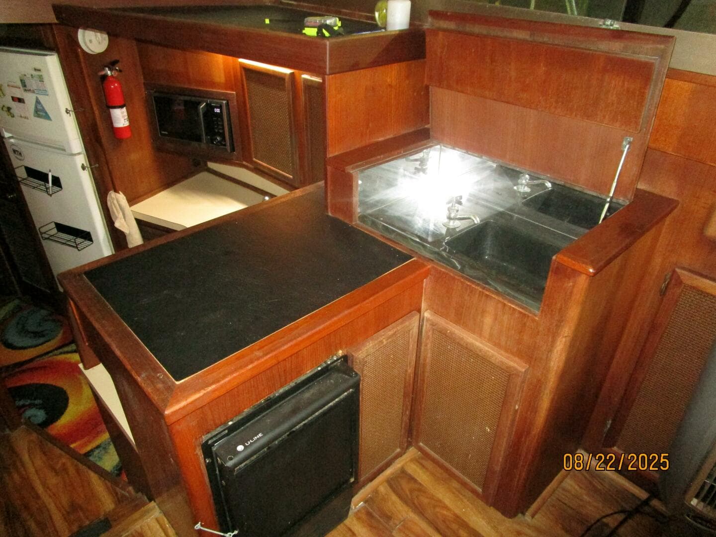1984 Viking 44 — photo 35