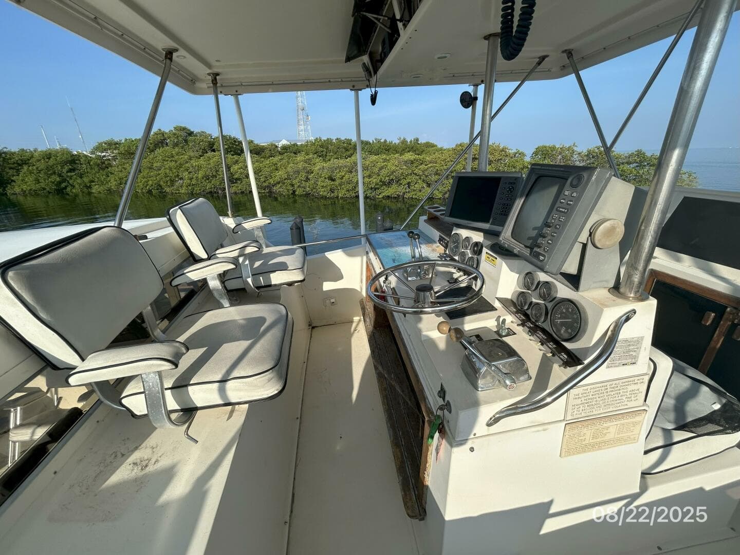 1984 Viking 44 — photo 16