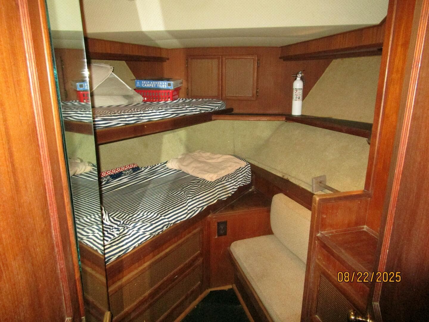 1984 Viking 44 — photo 48