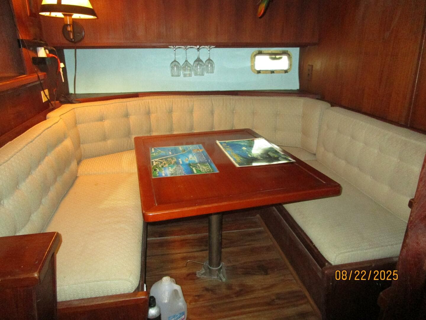 1984 Viking 44 — photo 38