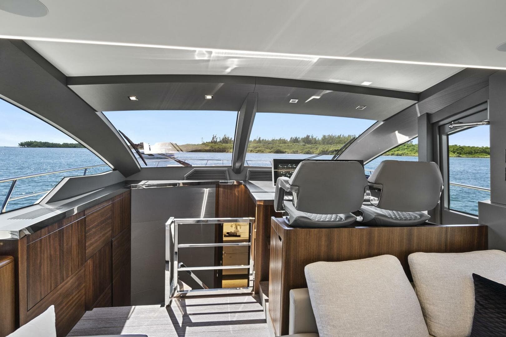 2023 Astondoa 66 Flybridge — photo 23