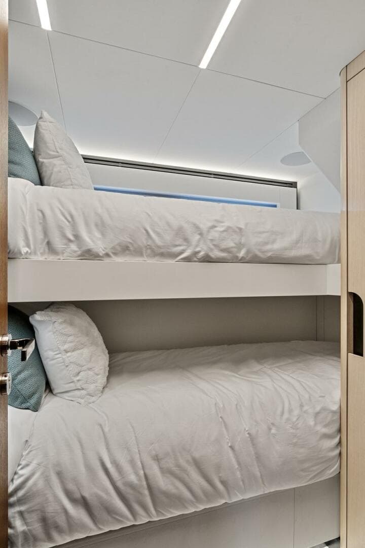 2023 Astondoa 66 Flybridge — photo 39