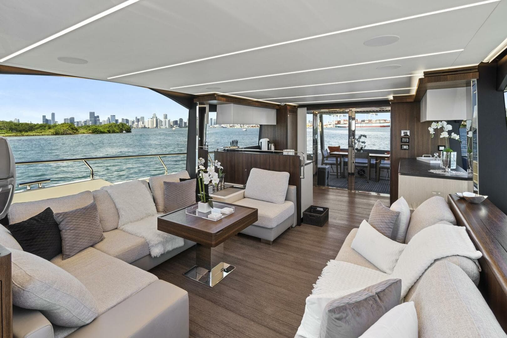 2023 Astondoa 66 Flybridge — photo 22