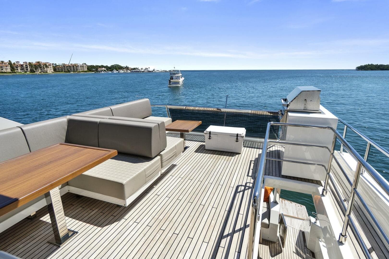 2023 Astondoa 66 Flybridge — photo 11