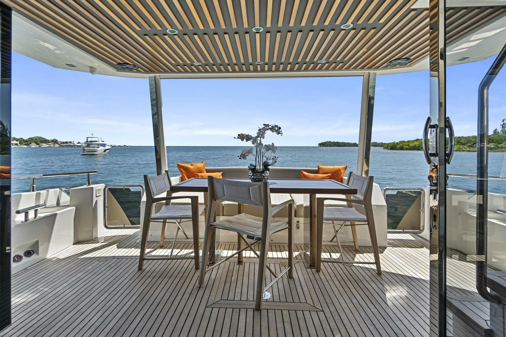 2023 Astondoa 66 Flybridge — photo 7