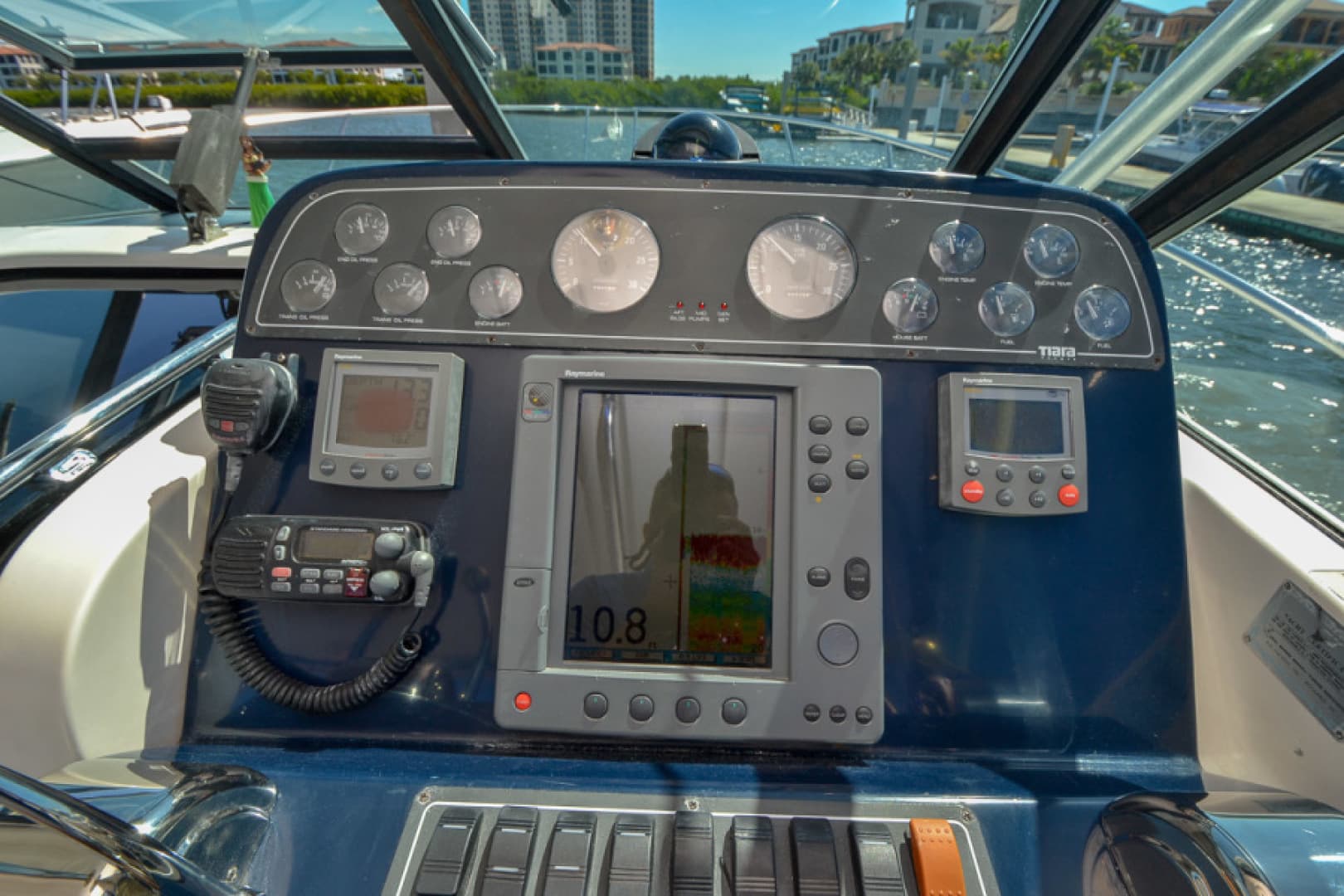 2003 Tiara Yachts 3100 Open LE — photo 42