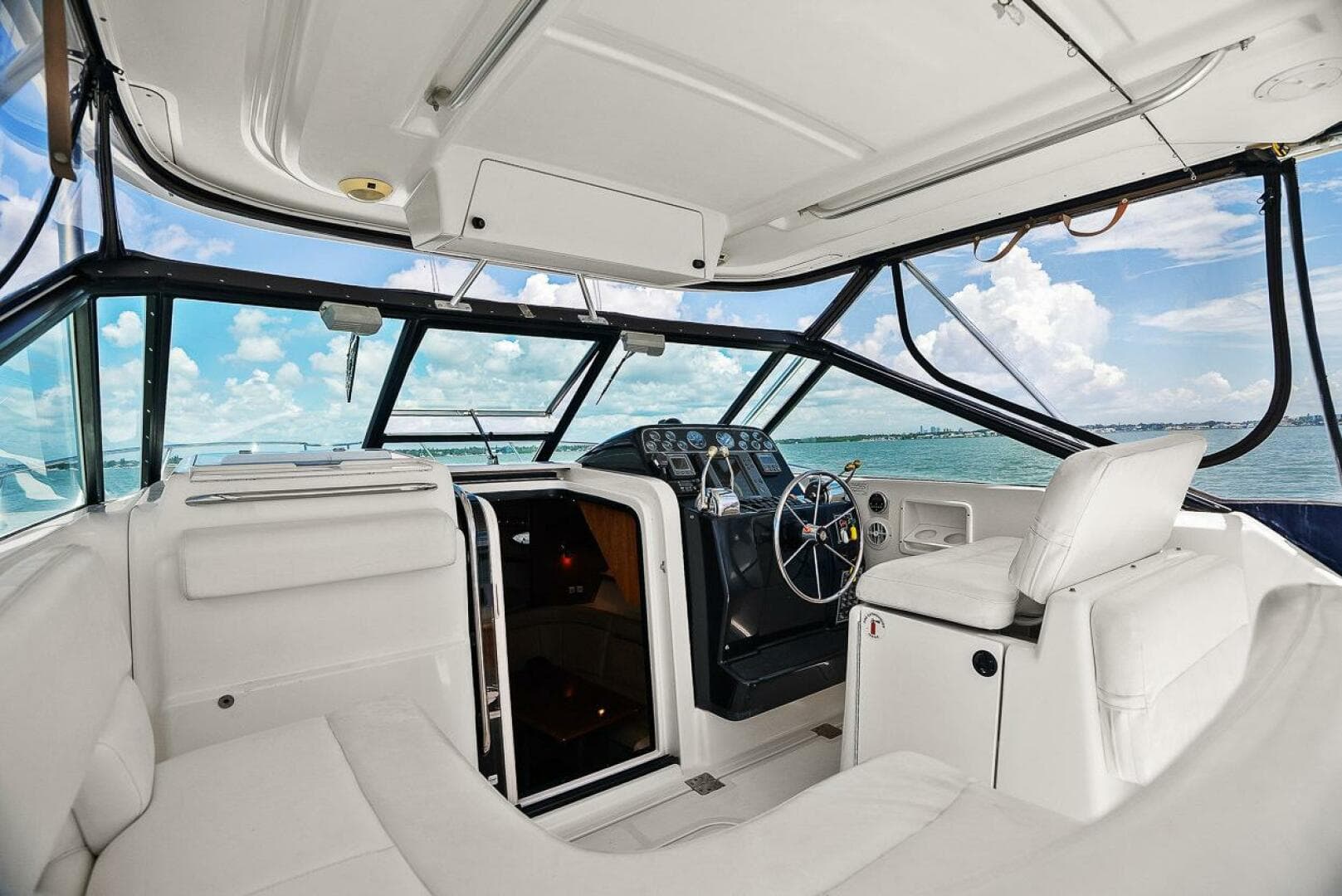 2003 Tiara Yachts 3100 Open LE — photo 72