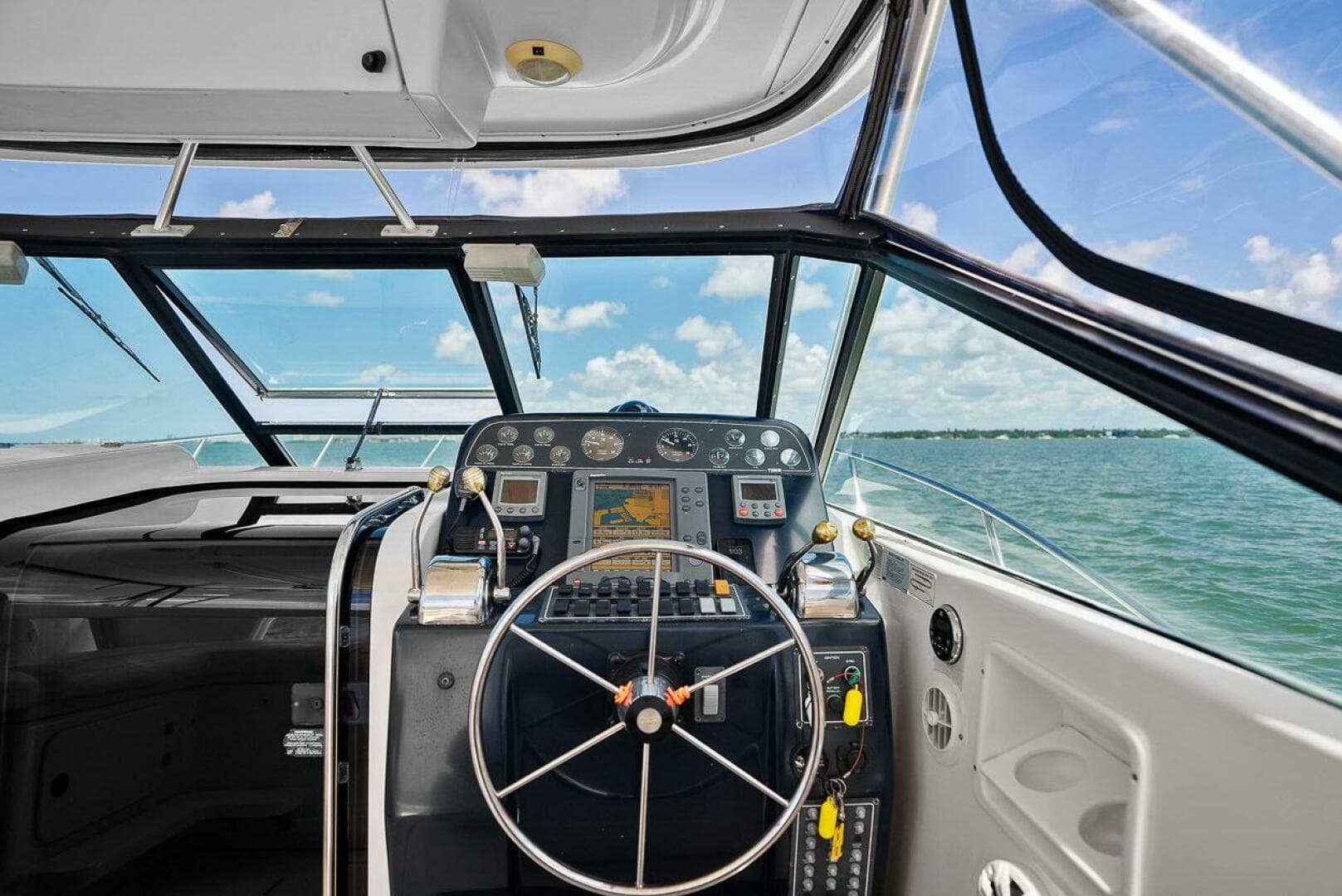 2003 Tiara Yachts 3100 Open LE — photo 7