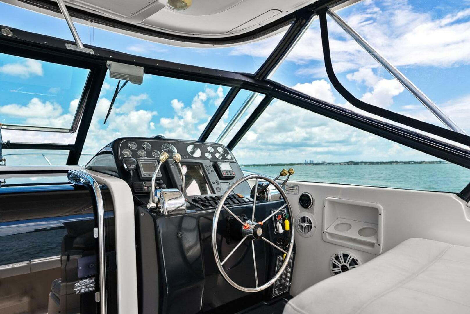 2003 Tiara Yachts 3100 Open LE — photo 69