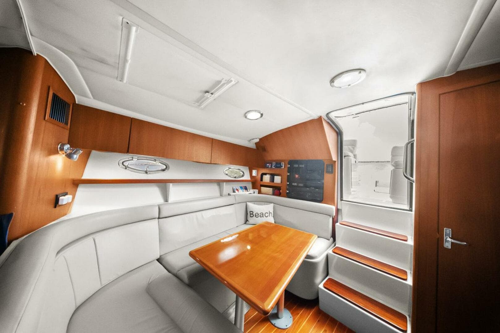 2003 Tiara Yachts 3100 Open LE — photo 19