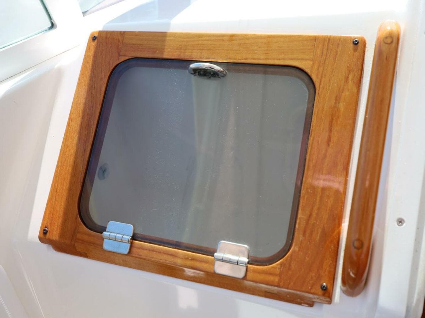 2008 Hunt Yachts Surfhunter 29 Hardtop Express — photo 14