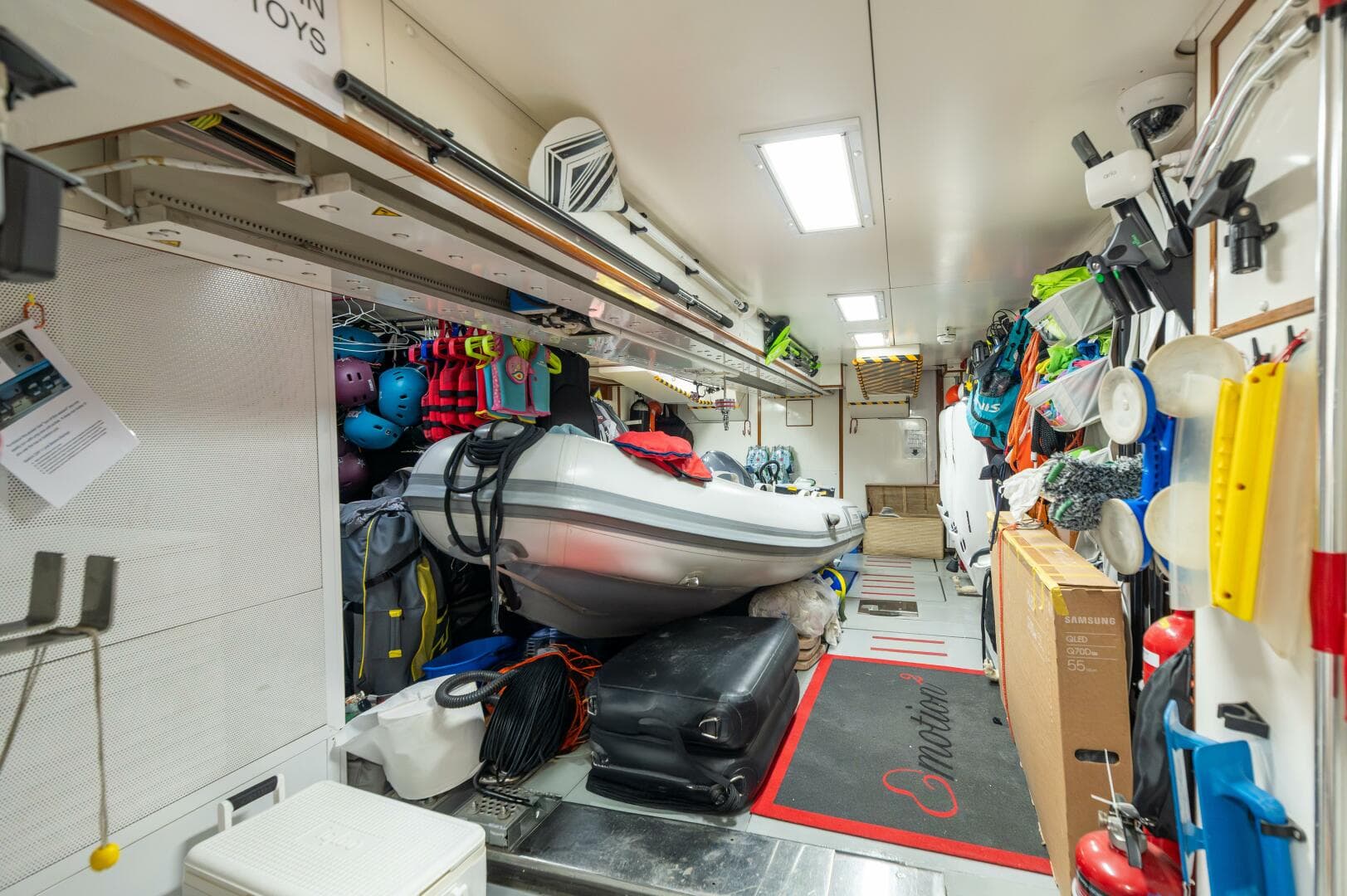 2007 Crn — photo 73