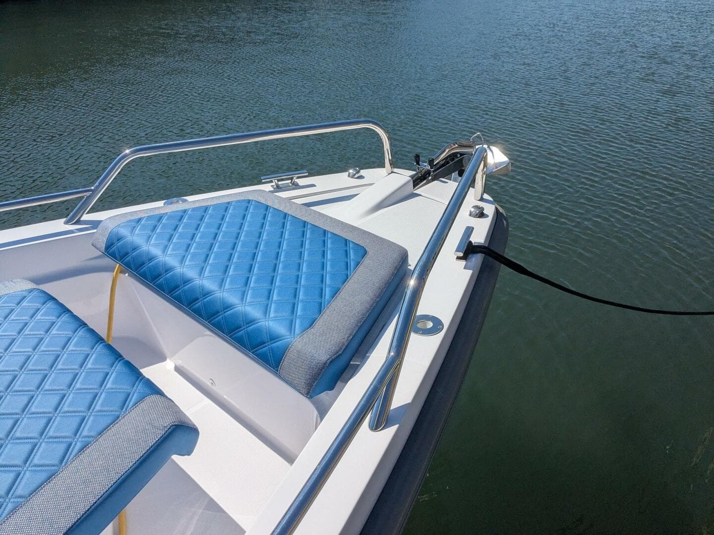 2024 Axopar 37 Cross Cabin With Bench Seat, V10s — photo 12