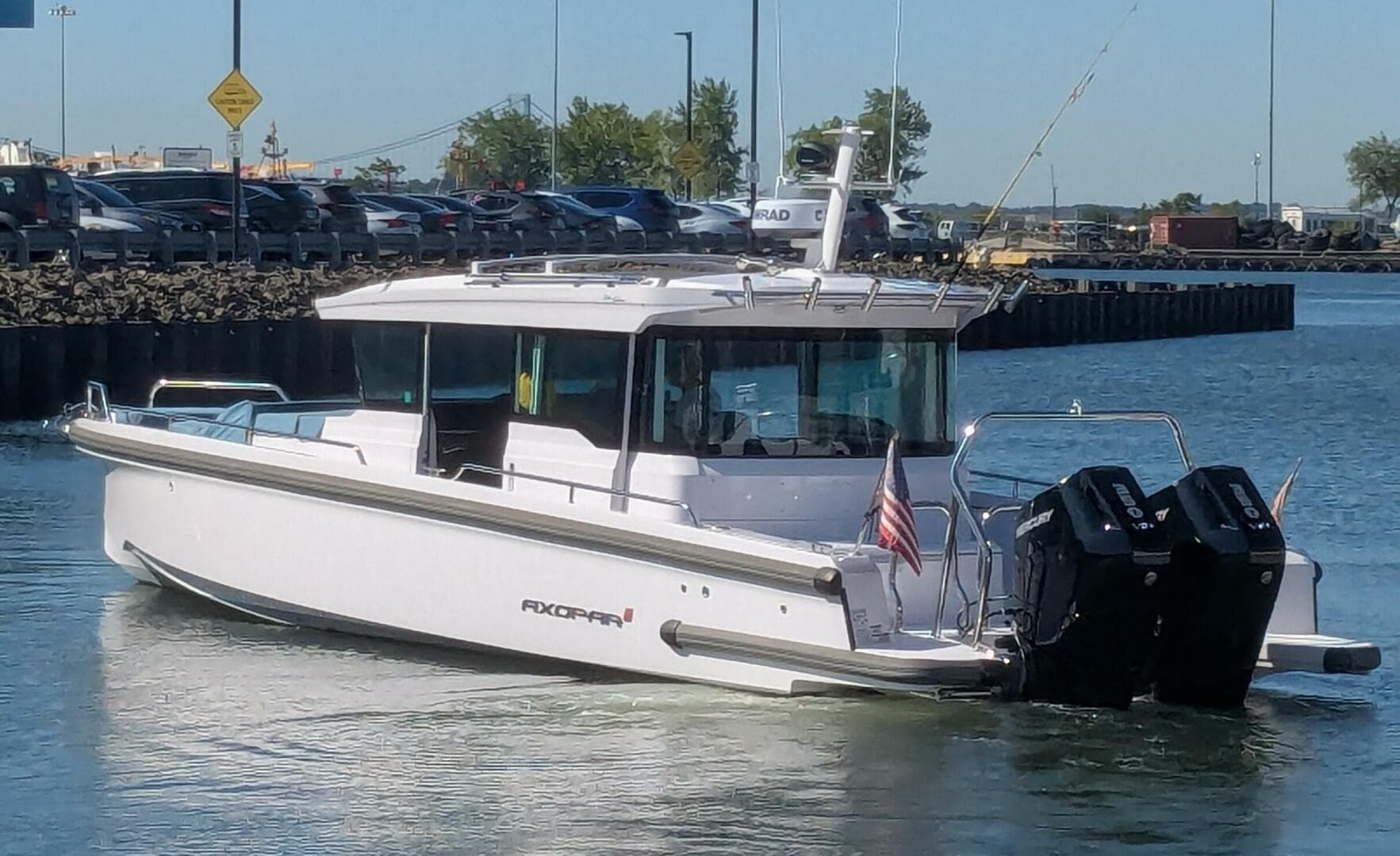 2024 Axopar 37 Cross Cabin With Bench Seat, V10s — photo 4