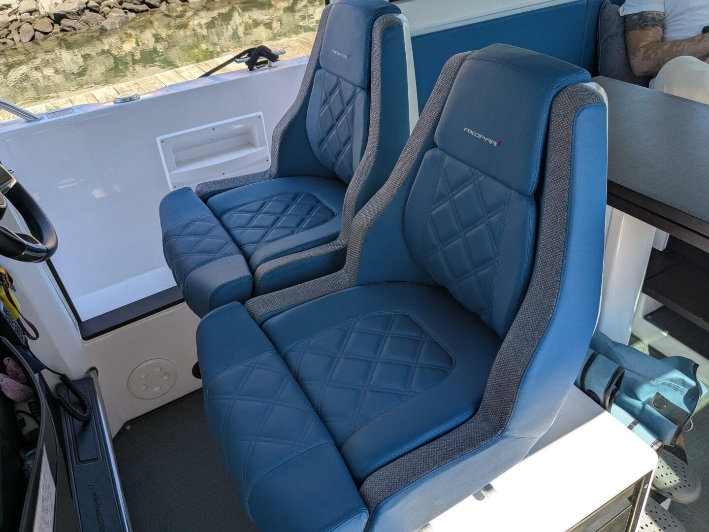 2024 Axopar 37 Cross Cabin With Bench Seat, V10s — photo 30