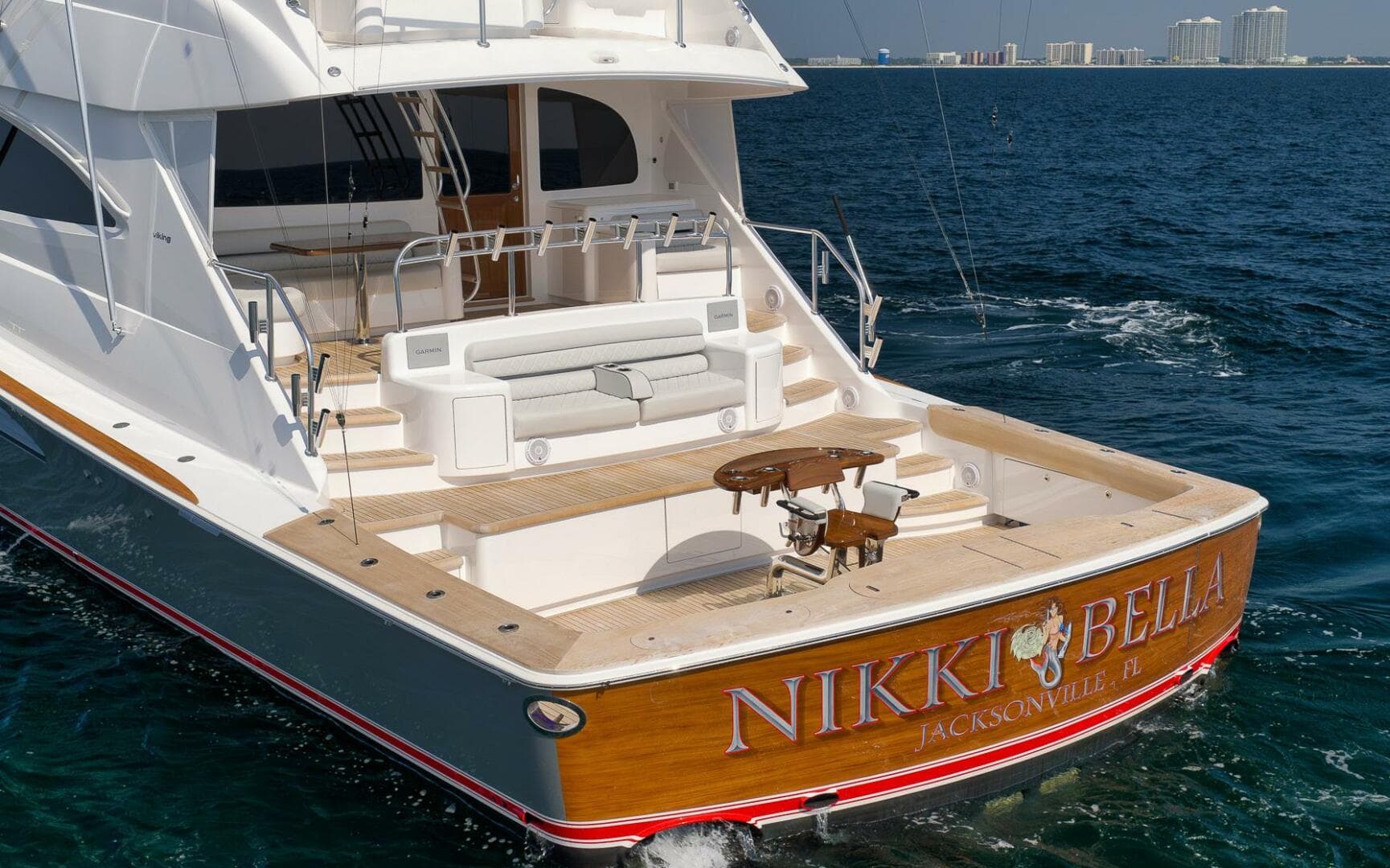 2025 Viking 90 Convertible — photo 184