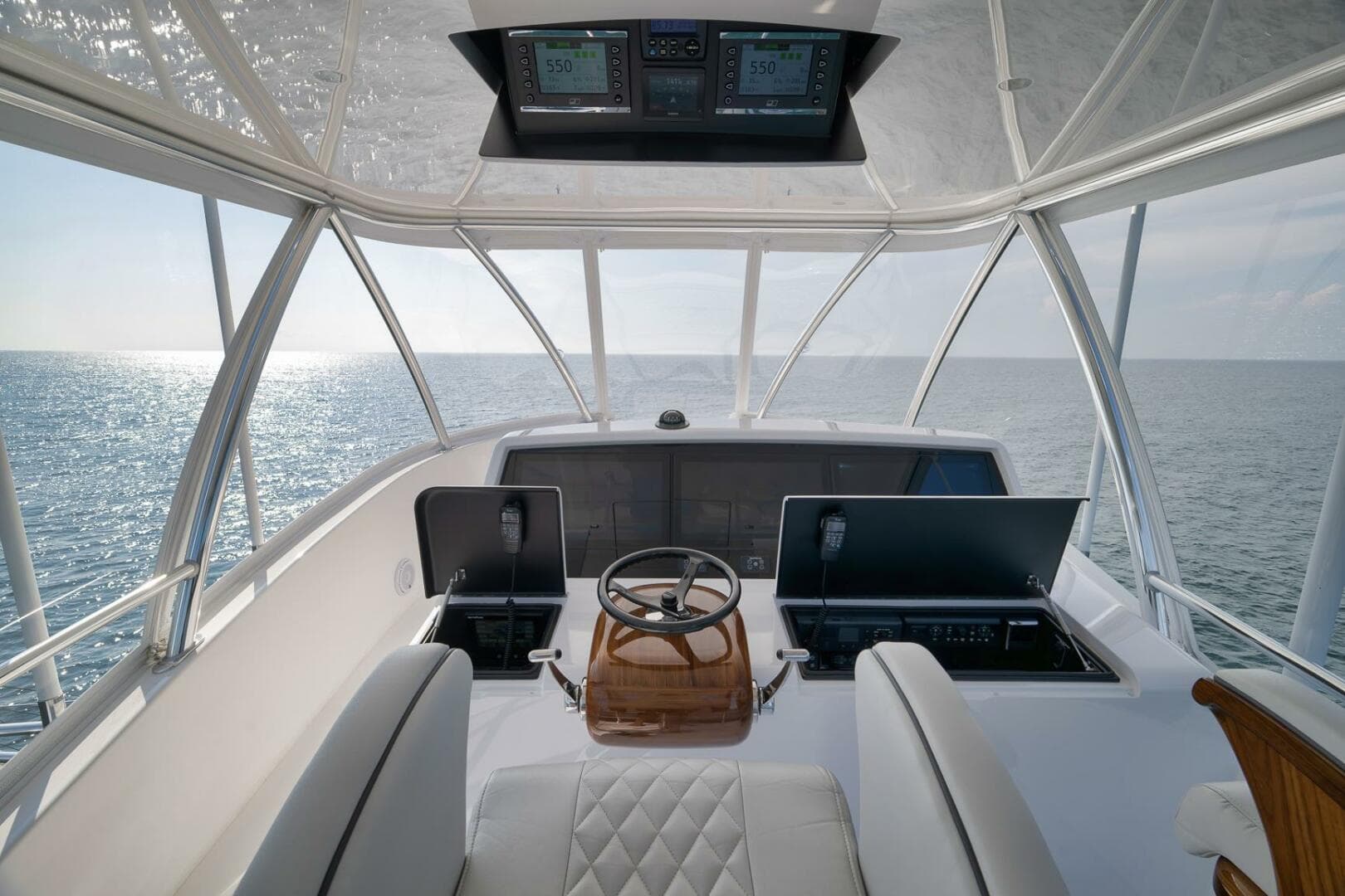 2025 Viking 90 Convertible — photo 82