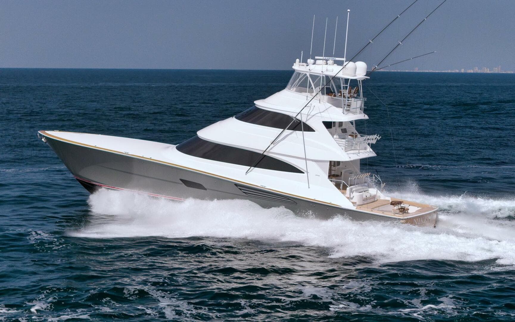 2025 Viking 90 Convertible — photo 177
