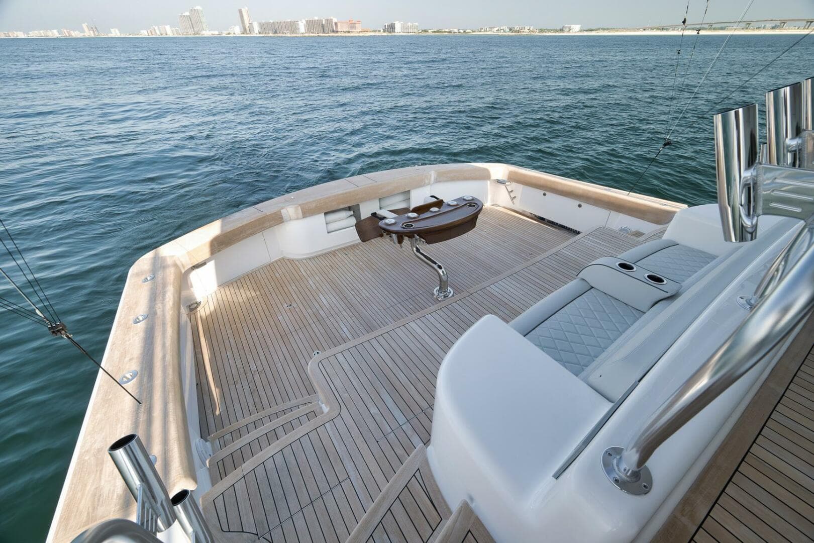 2025 Viking 90 Convertible — photo 123