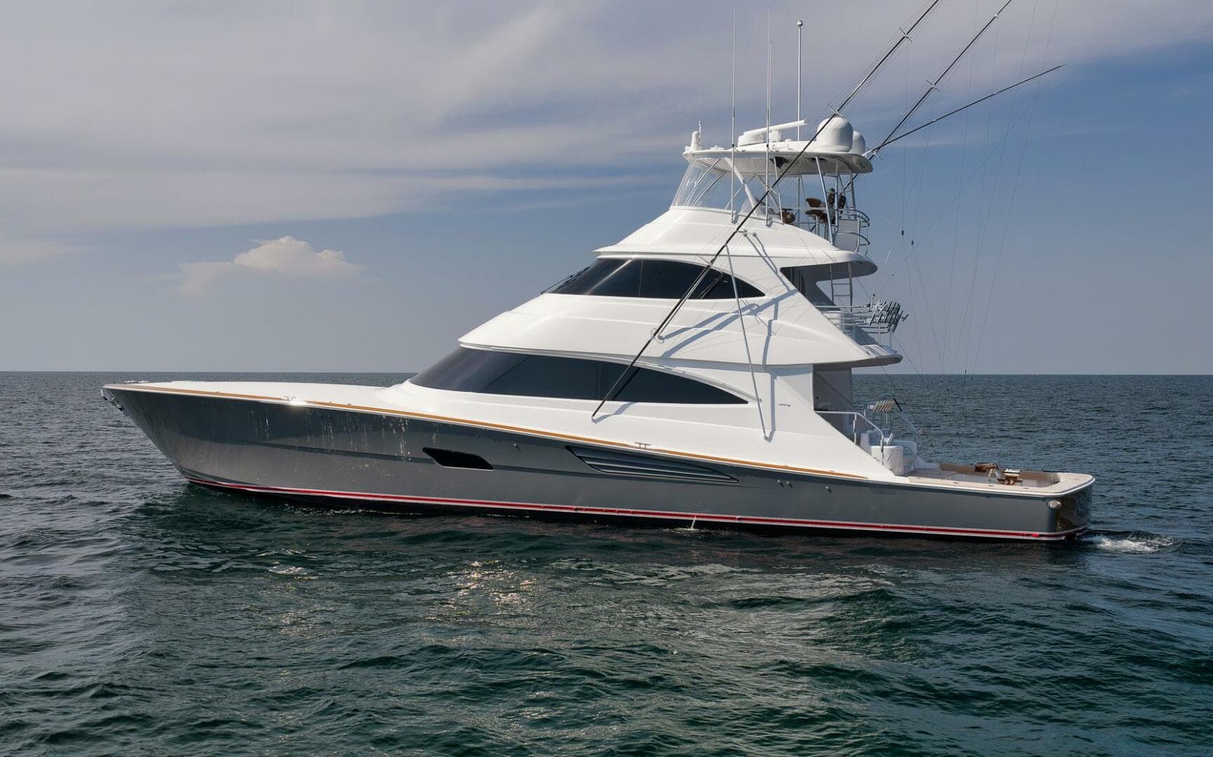 2025 Viking 90 Convertible — photo 159