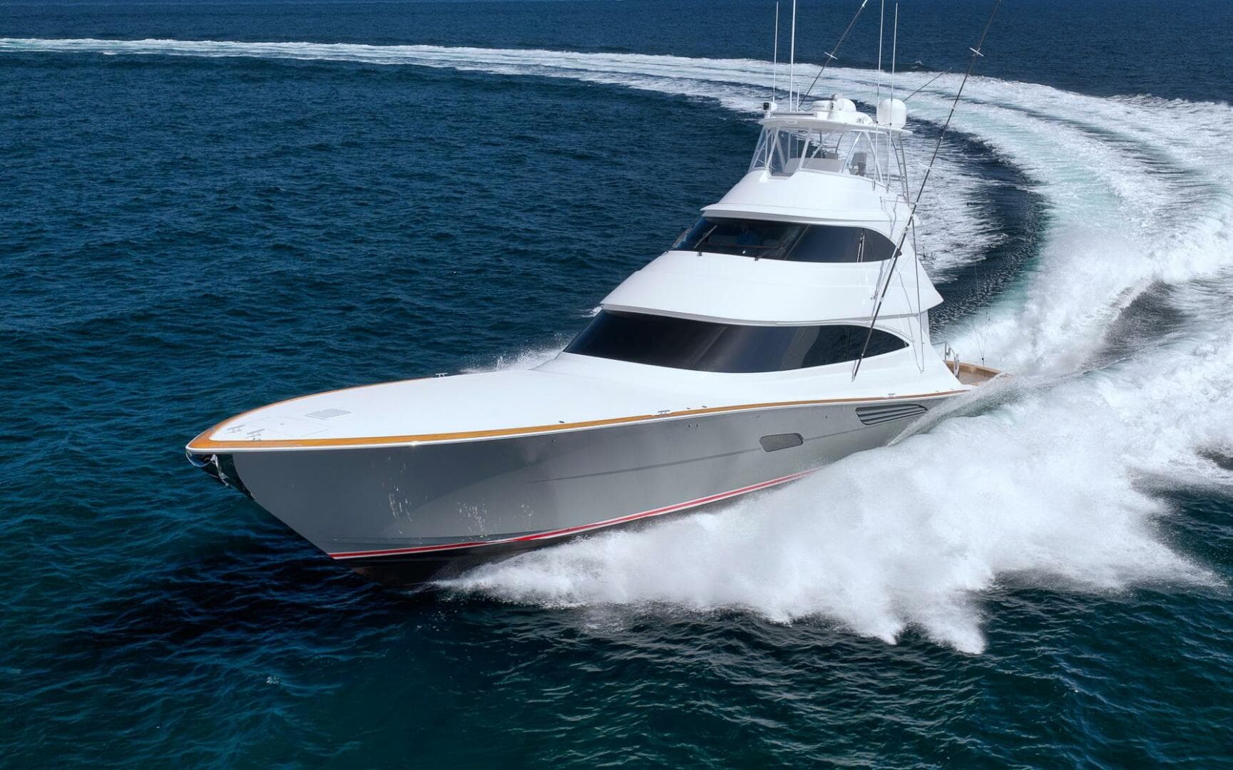 2025 Viking 90 Convertible — photo 172