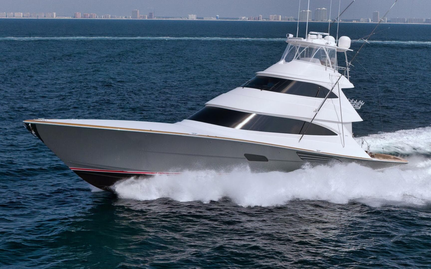 2025 Viking 90 Convertible — photo 176