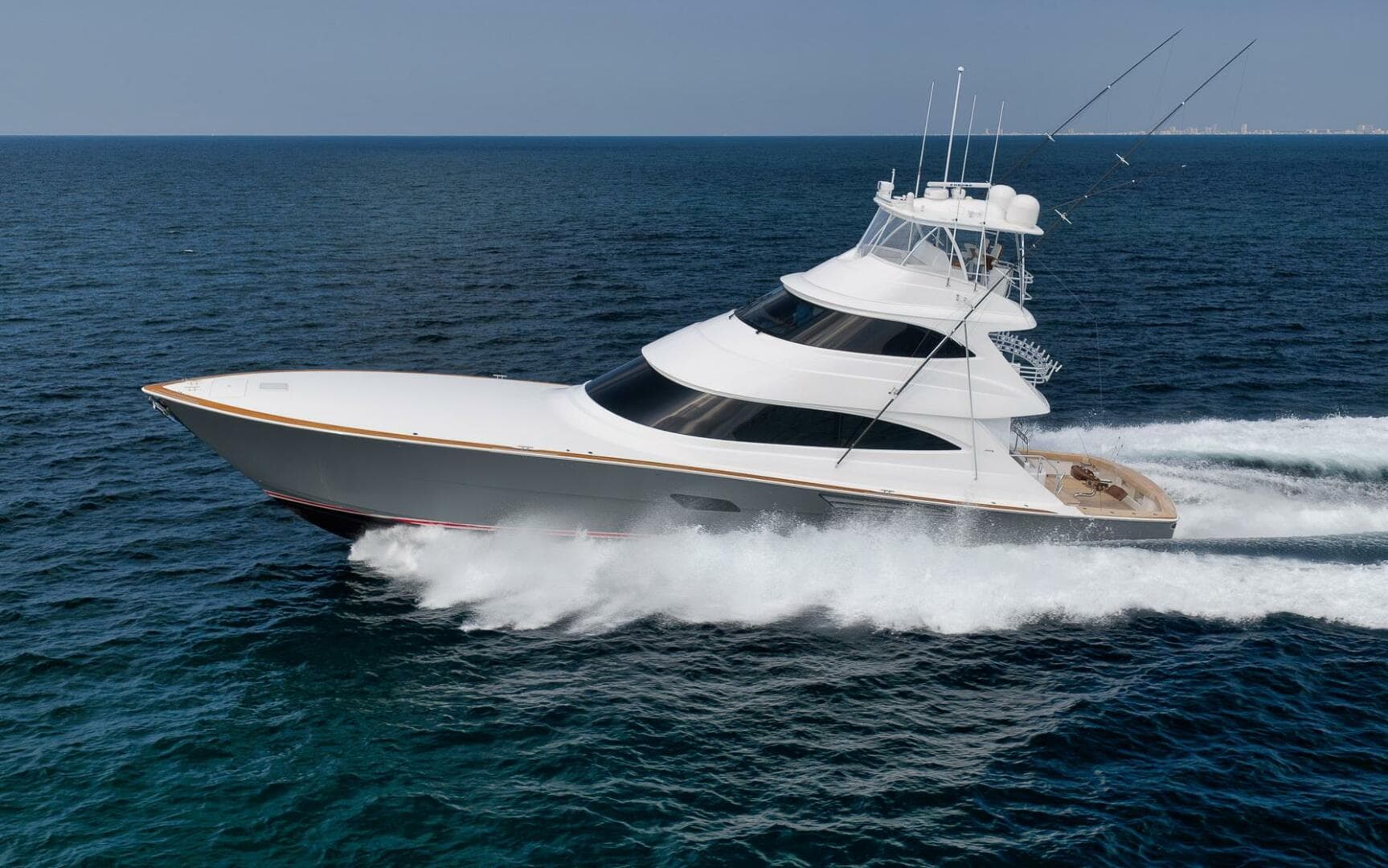 2025 Viking 90 Convertible — photo 169