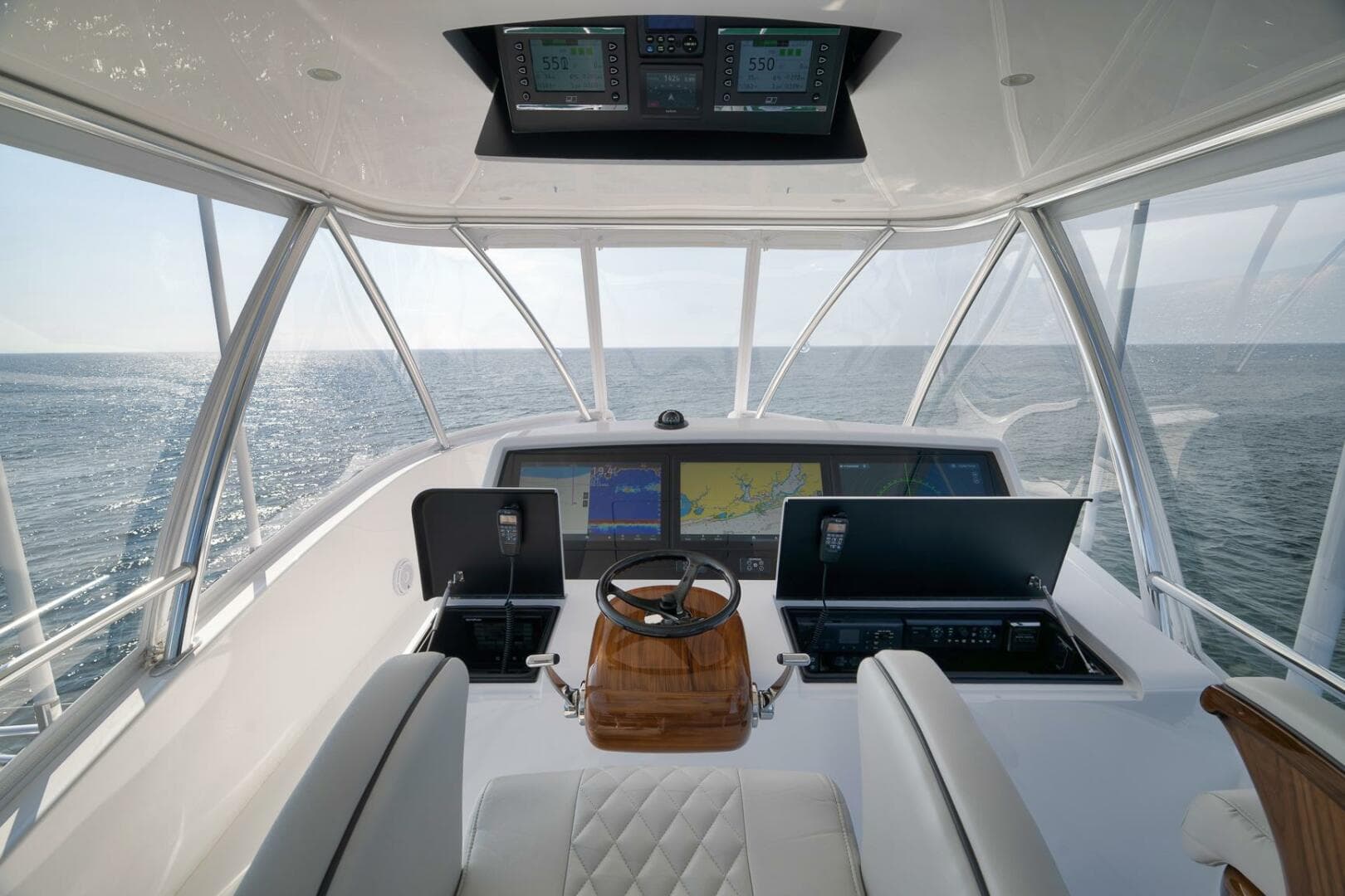 2025 Viking 90 Convertible — photo 84