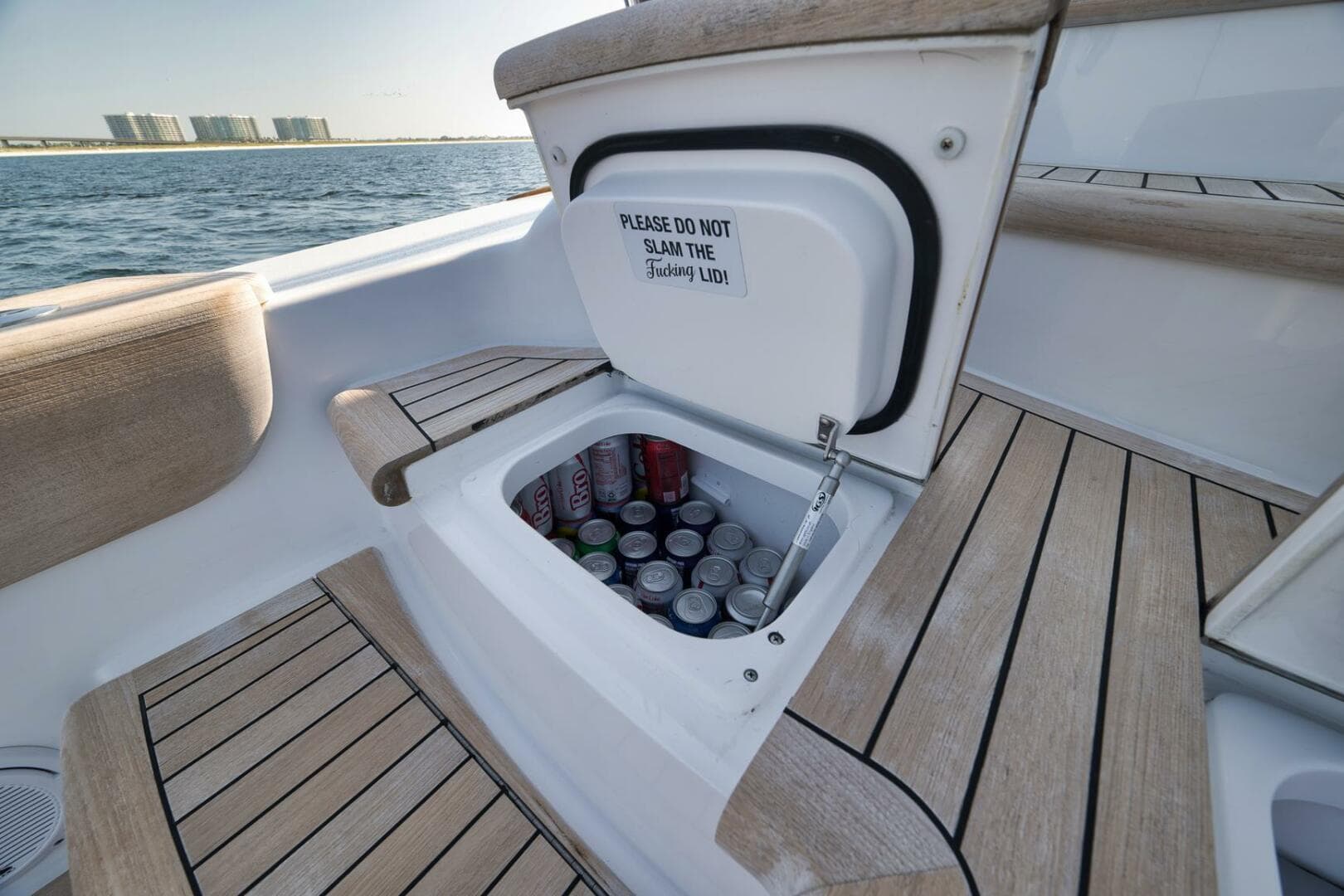 2025 Viking 90 Convertible — photo 112