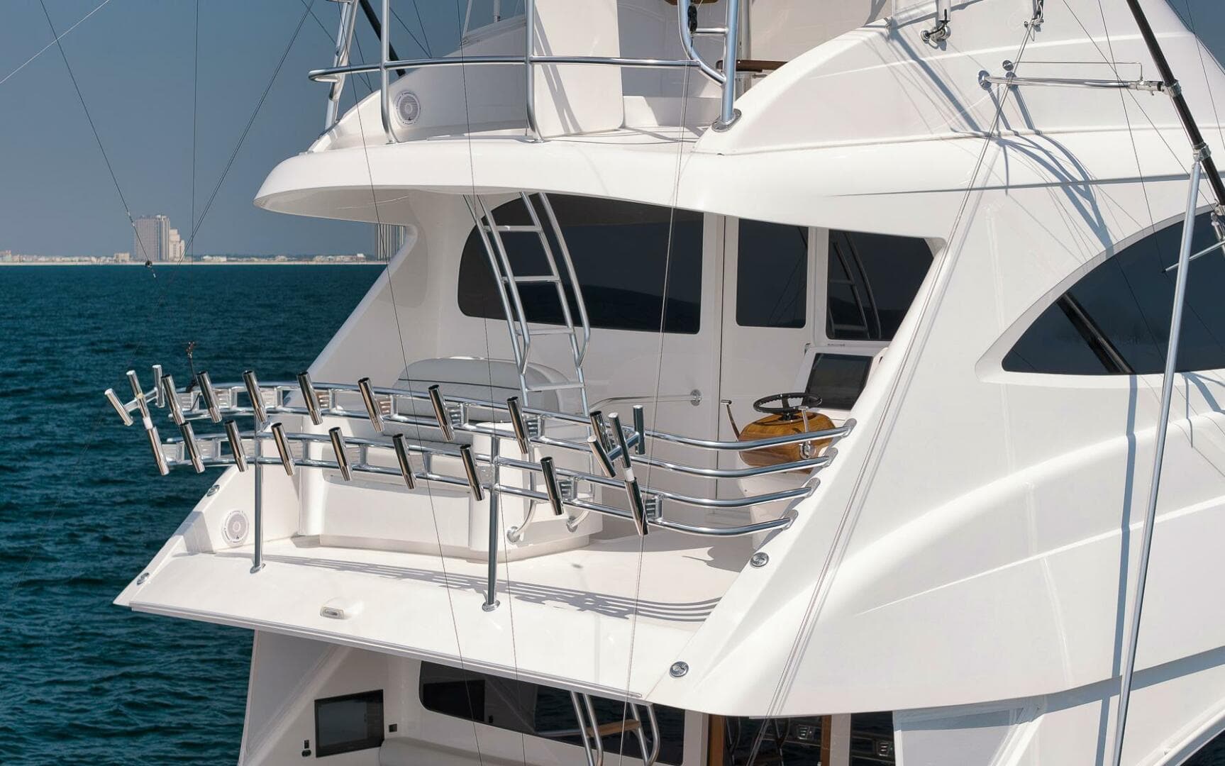 2025 Viking 90 Convertible — photo 153