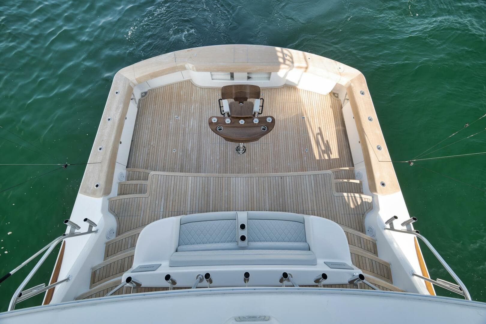 2025 Viking 90 Convertible — photo 79