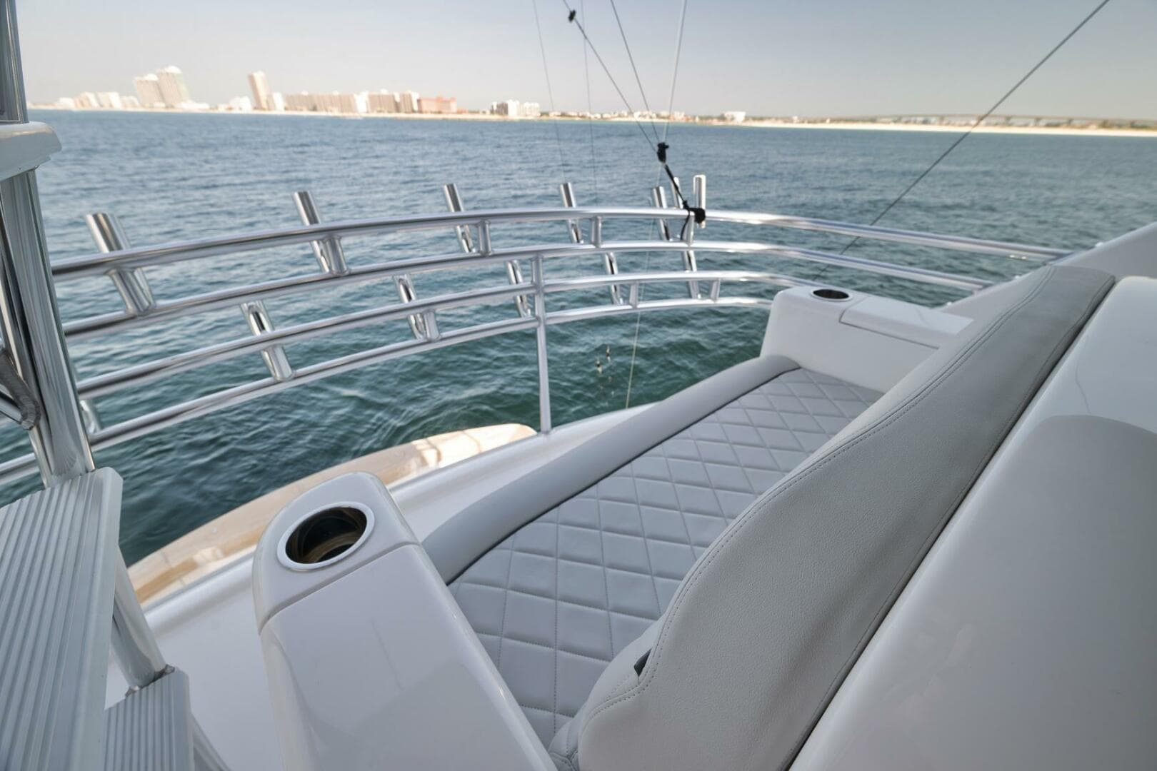 2025 Viking 90 Convertible — photo 75