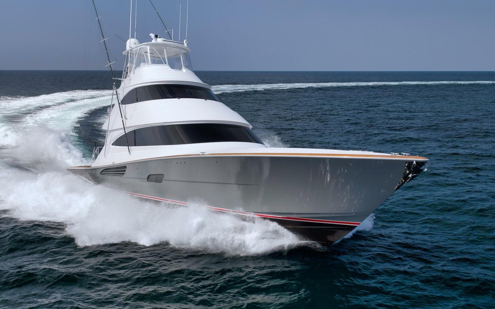 2025 Viking 90 Convertible — photo 162